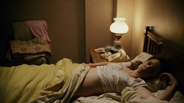 Mary-Louise Parker nude - Angels in America s01e05 (2003)