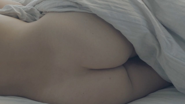 Mette Alvang nude - Den sidste pige (2015)