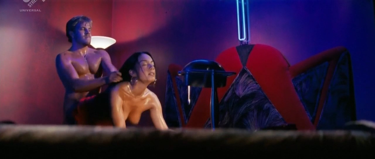 Nude Video Celebs Maria Soccor Nude Shadowboxer 2005