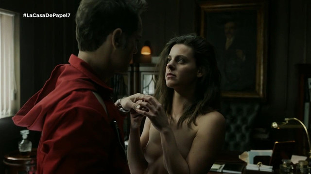 Clara Alvarado nude - La Casa De Papel s01e07 (2017)