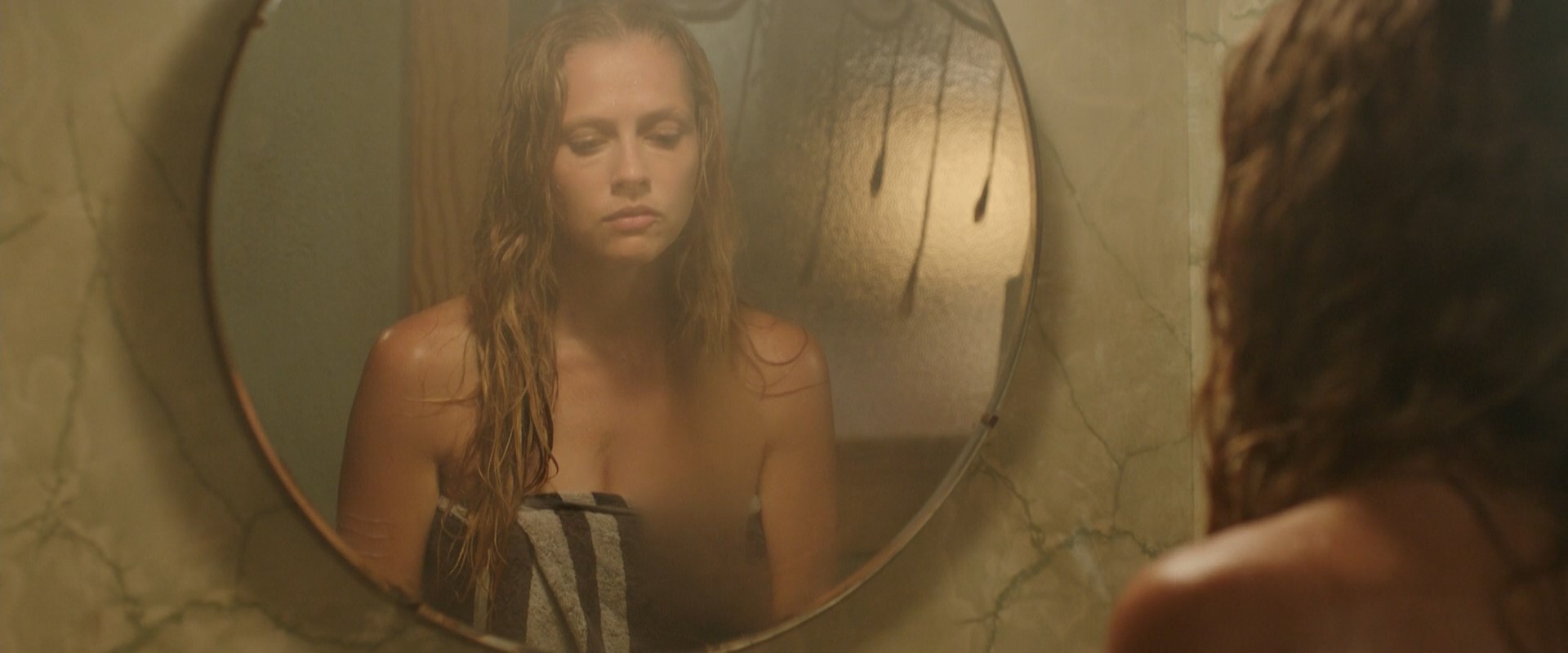 Nude Video Celebs Teresa Palmer Sexy Lights Out 2016
