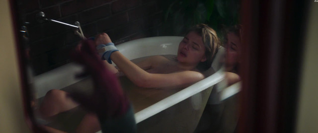 Chloe Grace Moretz nude - Greta (2018)