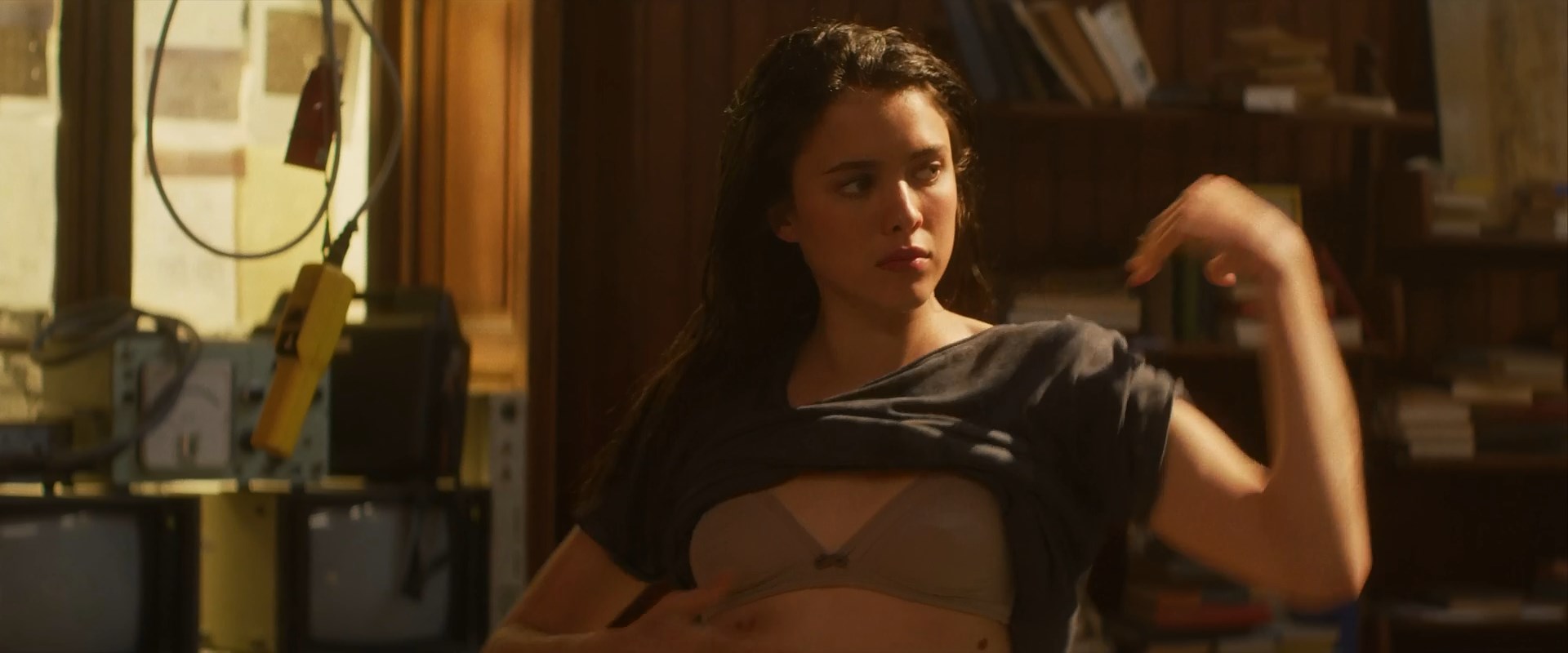 Rainey qualley naked