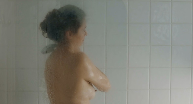 Emmanuelle Devos nude - Amin (2018)