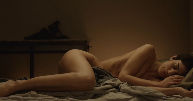 Moanna Ferre nude - Meprise (2018)