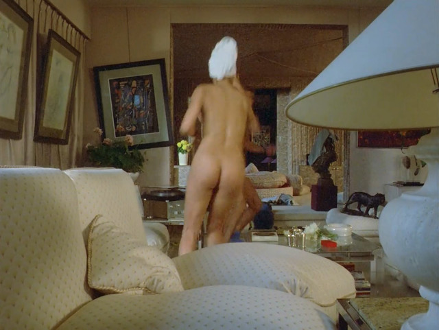 Josephine Jacqueline Jones nude - La ronde de l'amour (1985)