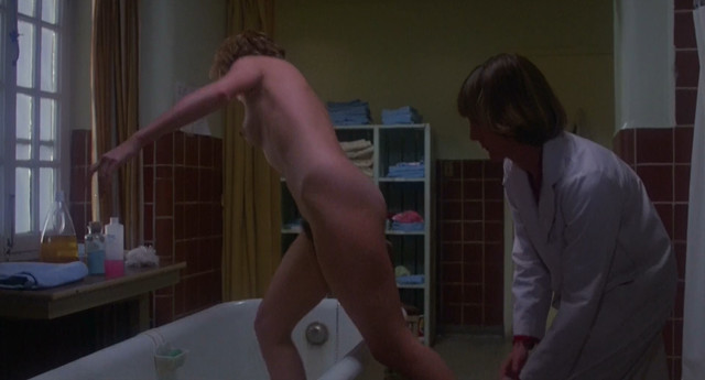 Lisa Langlois nude - Phobia (1980)