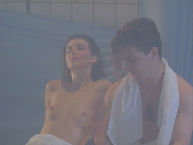 Sophie Berger nude - La ronde de l'amour (1985)