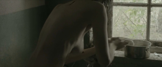 Valentina Bassi nude - Al Desierto (2017)
