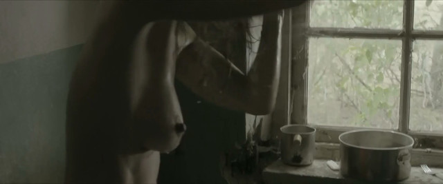 Valentina Bassi nude - Al Desierto (2017)