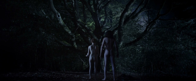 Maryne Bertiaux nude - L'avenir est tellement radieux (que je dois porter des lunettes noires) (2015)