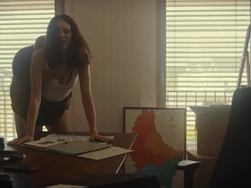 Julie Kieffer nude - Capitani s01e04e08e12 (2019)