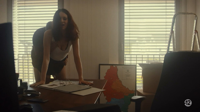 Julie Kieffer nude - Capitani s01e04e08e12 (2019)