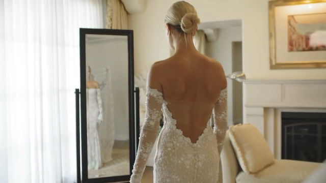 Hailey Baldwin sexy - Wedding Dress Fitting (2019)