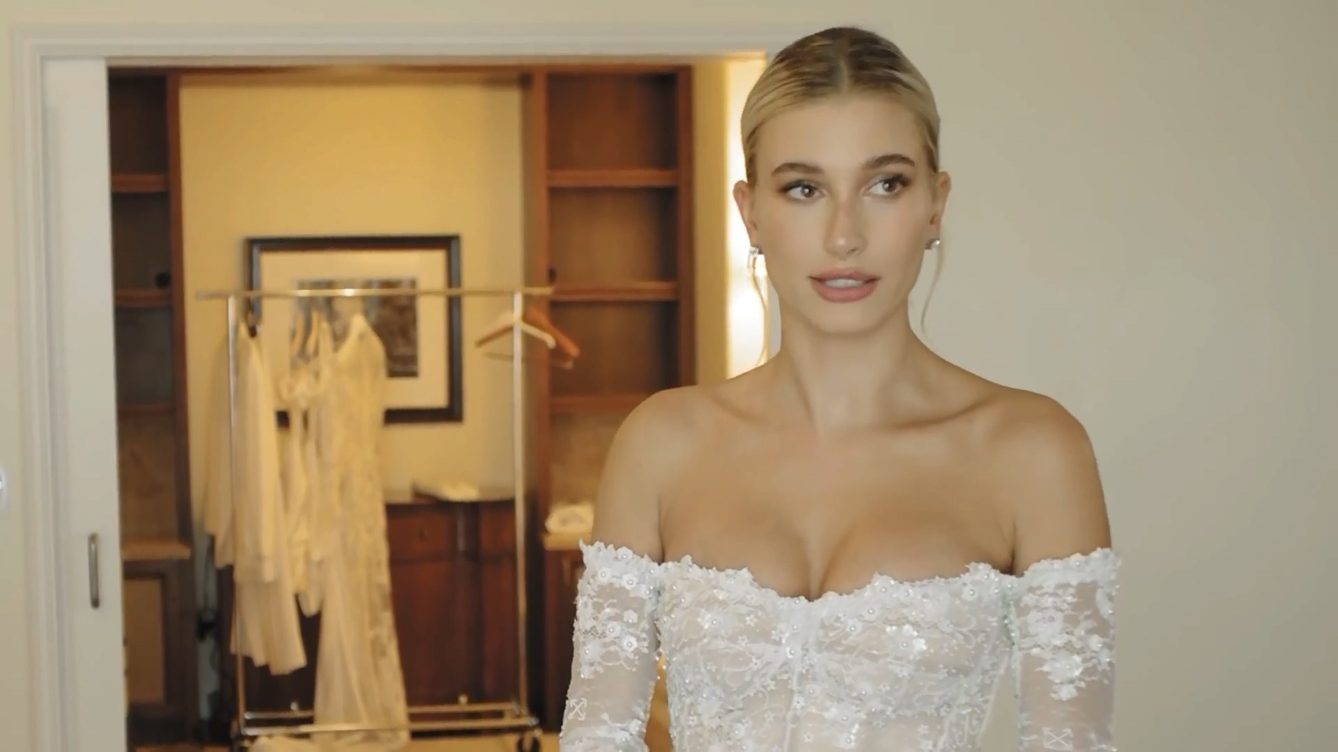 Hailey Baldwin sexy - Wedding Dress Fitting (2019)