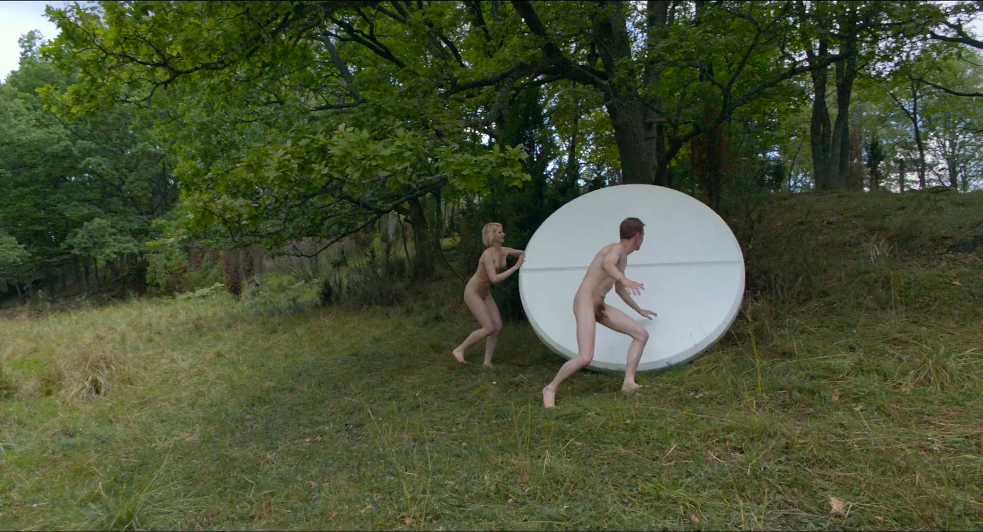 Roosa Soderholm nude - He ovat paenneet (2014)
