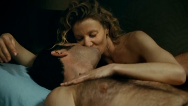 Alexandra Lamy nude - Ricky (2009)
