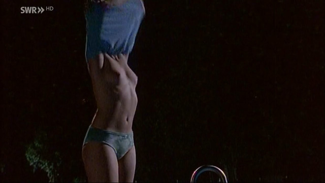 Nude Video Celebs Franka Potente Nude Nach Funf Im Urwald 1995 