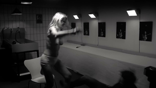 Fenja Ruhl nude - Die dunkle Kammer (2016)