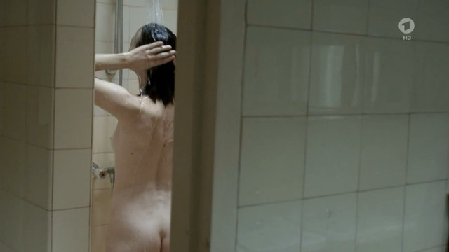 Annika Kuhl nude - Tatort e957 (2015)