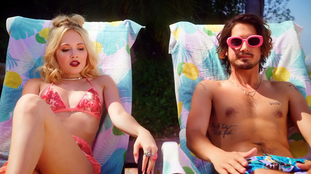 Kelli Berglund, etc nude - Now Apocalypse s01e05 (2019)