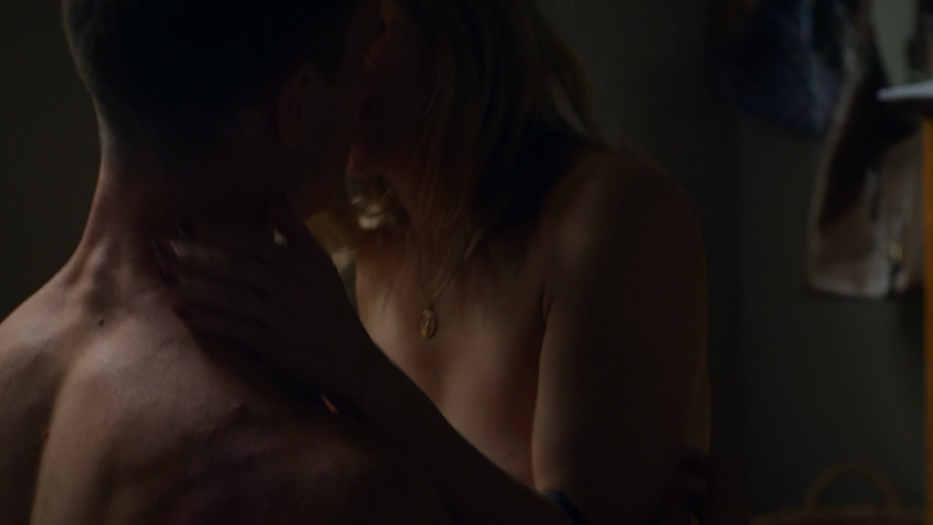 Kristen bell nude and sex scenes from veronica mars