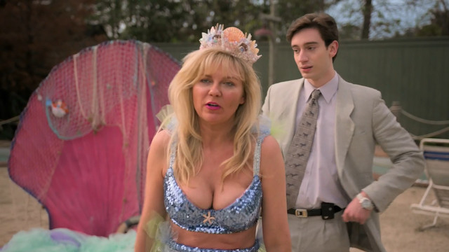 Kirsten Dunst sexy - On Becoming a God in Central Florida s01e07 (2019)