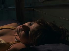 Christina Scherer sexy - Ache (2017)