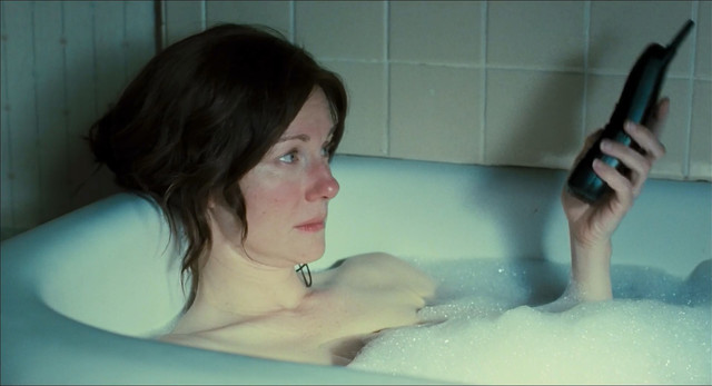 Laura Linney sexy - The Savages (2007)