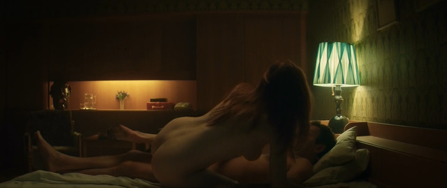 Polina Aug nude - Yumorist (2019)
