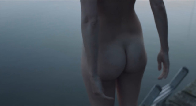 Malin Crepin nude - Lulu (2014)