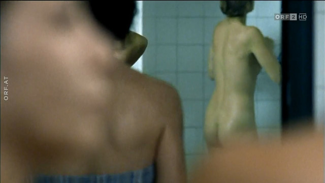 Maria Kostlinger nude - Ausgeliefert (2002)