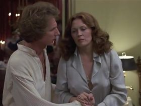 Faye Dunaway sexy - Eyes of Laura Mars (1978)