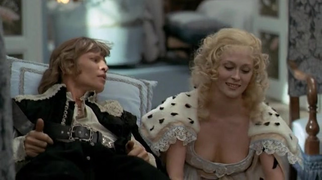 Faye Dunaway sexy - The Four Musketeers  (1974)