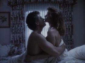 Lynda Carter sexy - Daddy  (1991)
