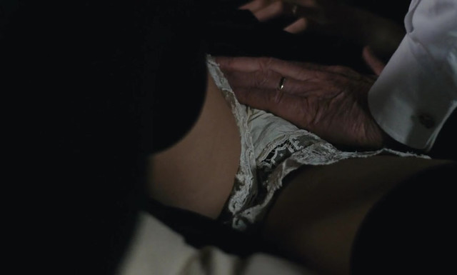 Berenice Bejo sexy - The Childhood of a Leader (2015)