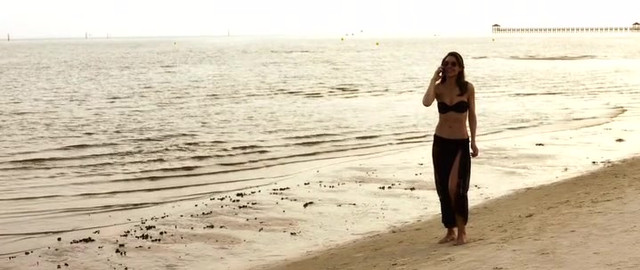 Jenna B Kelly sexy, Claire Forlani sexy - Precious Cargo (2016)