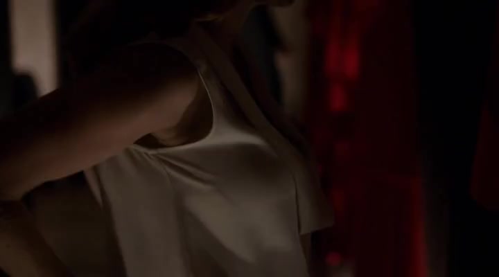Nude Video Celebs Annie Wersching Sexy Angel Parker Sexy Marvels Runaways S01e02 2017 