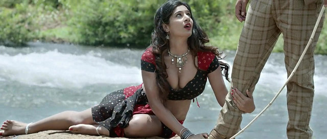 Neha Khan sexy - Shikari (2018)