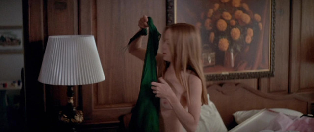 Sissy Spacek nude - Prime Cut (1972)