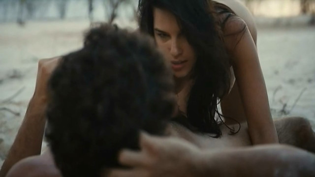 Dira Paes nude, Mariana Rios nude - Orfaos do Eldorado (2015)