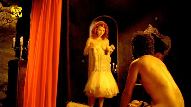Fernanda Paes Leme nude, Flavia Alessandra nude, Juliana Porteous nude - O Homem Que Desafiou o Diabo (2007)
