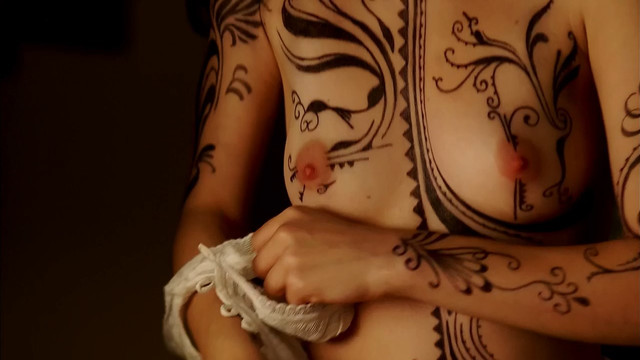 Giulia Amorim nude, Julia ABS sexy - Porn Karaoke (2012)