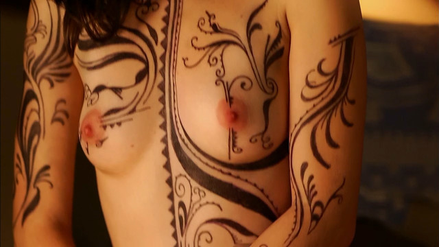Giulia Amorim nude, Julia ABS sexy - Porn Karaoke (2012)