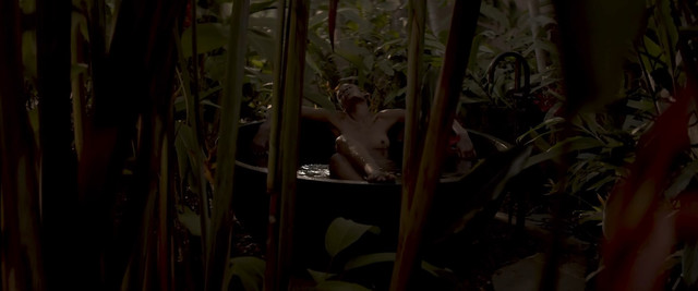 Pau Bertolini nude, Fifi Poulakidas nude, Jeradin Asencio nude - Holy Beasts (2019)