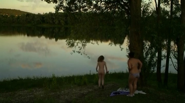 Laura Ranfaing nude, Meredith Cantau nude - Hier j'etais deux (2012)