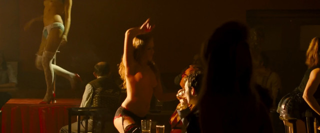 Joni Kamen nude, Justine Waddell sexy – Killing Bono (2011)