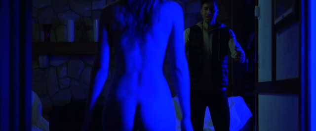 Erin O'Brien nude, Sarah Pribis sexy, Lauren LaVera sexy - Clinton Road (2019)