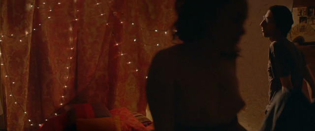 Tommie-Amber Pirie nude, Zoe Kravitz nude - Pretend We're Kissing (2014)