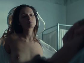 Marie-Ange Casta nude, Sara Cardinaletti nude, Sara Serraiocco nude - Lo spietato (2019)